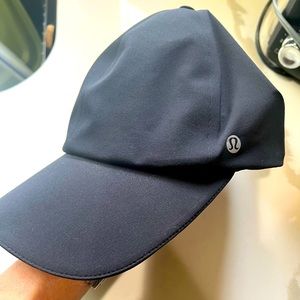 Lululemon Black fast and free women’s running hat
